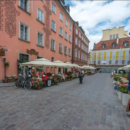 P&o Piwna * وارسو